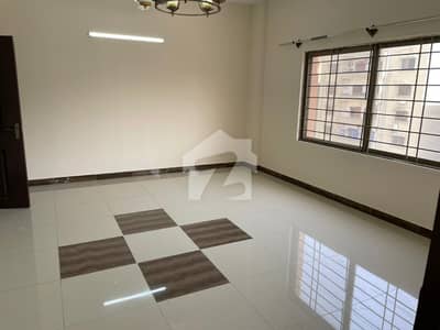 Chance Deal Spacious 4-Bed Flat For Sale