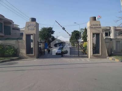 گارڈن ٹاؤن فیز 3 گارڈن ٹاؤن,گوجرانوالہ میں 10 مرلہ رہائشی پلاٹ 1.49 کروڑ میں برائے فروخت۔ گارڈن ٹاؤن فیز 3 گارڈن ٹاؤن,گوجرانوالہ میں 10 مرلہ رہائشی پلاٹ 1.49 کروڑ میں برائے فروخت۔