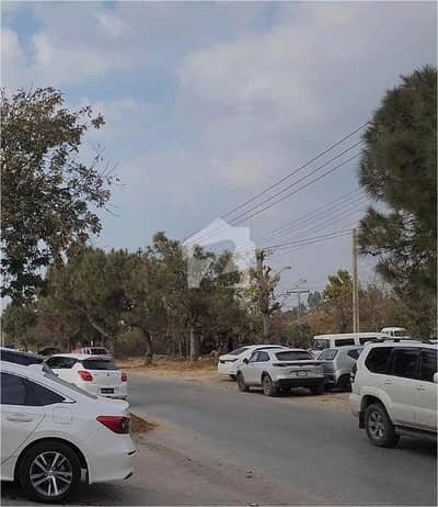 I-9 6 Kanal Plot with Good Location Best Investment Opportunity
