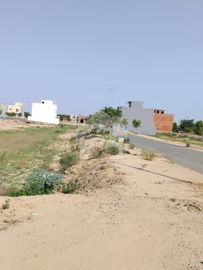 نیو لاهور سٹی لاہور میں 10 مرلہ رہائشی پلاٹ 42.0 لاکھ میں برائے فروخت۔ نیو لاهور سٹی لاہور میں 10 مرلہ رہائشی پلاٹ 42.0 لاکھ میں برائے فروخت۔
