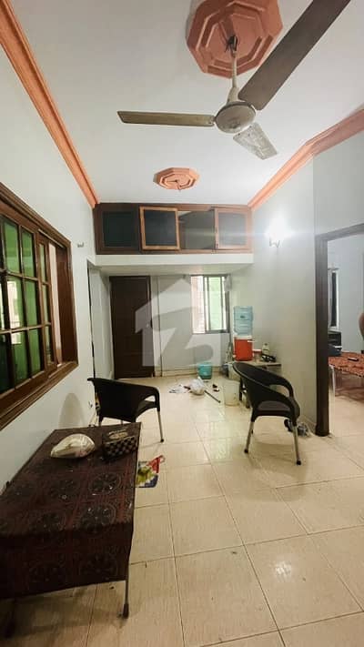 1 Floor  2 Bedroom + DD  Flat Available for Rent