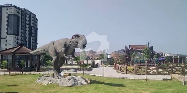 ایم پی سی ایچ ایس ۔ بلاک بی ایکسٹینشن 1 ایم پی سی ایچ ایس ۔ ملٹی گارڈنز,بی ۔ 17,اسلام آباد میں 1 مرلہ Studio دکان 85.0 لاکھ میں برائے فروخت۔