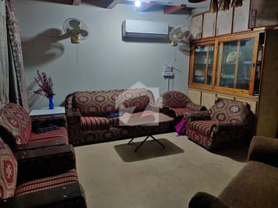 10 Marla Used House For Sale In Takbeer Block Bahria Town Lahore Near Bahria Hospital SUI GASS AVAILABLE 10 Marla Used House For Sale In Takbeer Block Bahria Town Lahore Near Bahria Hospital SUI GASS AVAILABLE