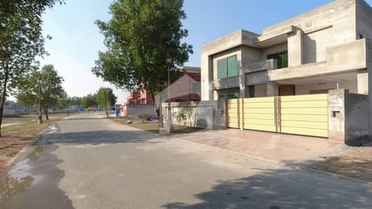لیک سٹی۔ سیکٹر ایم 7 ۔ بلاک سی 3 لیک سٹی ۔ سیکٹرایم ۔ 7,لیک سٹی,رائیونڈ روڈ,لاہور میں 7 مرلہ رہائشی پلاٹ 1.75 کروڑ میں برائے فروخت۔
