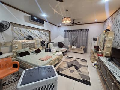 LUXURIOUS 2 UNIT 1000 YARD HOUSE FOR SALE