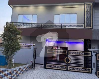 FUTURISTIC LUXURY RESIDENCE B-17 FOR SALE