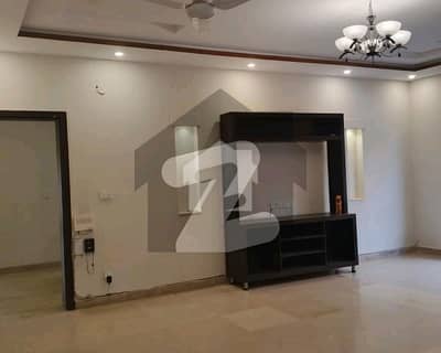 4 Bed Beautiful Upper Portion For Rent In E-11 4 Bed Beautiful Upper Portion For Rent In E-11
