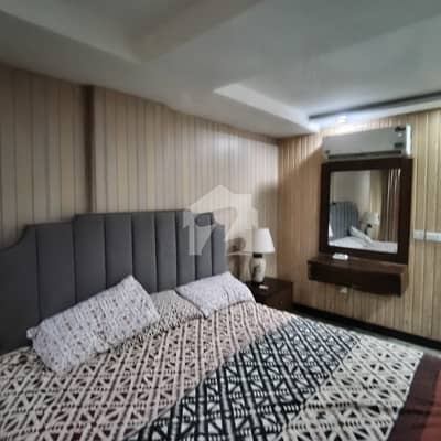 ONE BED FURNISHED APARTMENT FOR RENT AT BAHRIA TOWN'S PRIME LOCATION