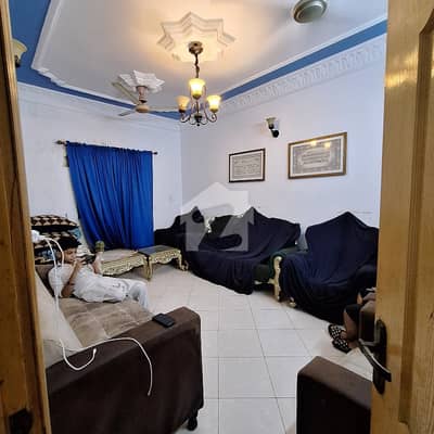 "Fully Well Maintained Town house Available For rent At pechs block-2 " back side noorani kabab house 4 Bed D/D 200 Sqyd West open 2 parking final Demand 250k For More Details "Fully Well Maintained Town house Available For rent At pechs block-2 " back side noorani kabab house 4 Bed D/D 200 Sqyd West open 2 parking final Demand 250k For More Details
