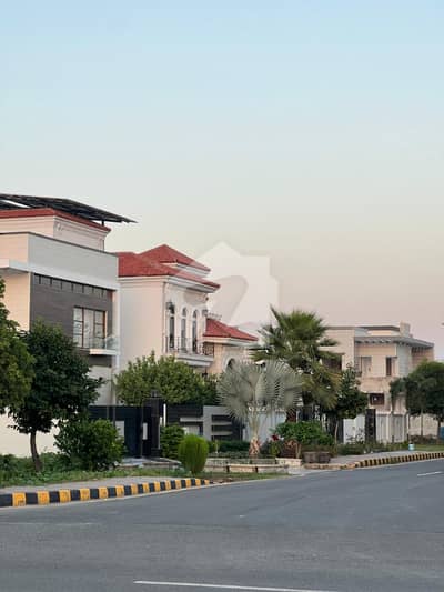 AWT 10 MARLA E2 PRIME LOCATION POSSION PLOT LDA APROVED VERY REASONABLE PRICE