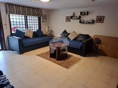 BUNGALOW FOR RENT  DHA PHASE 8  150 SQ YARD