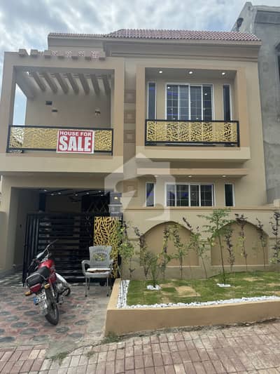 5 Marla Designer House For Sale 5 Marla Designer House For Sale