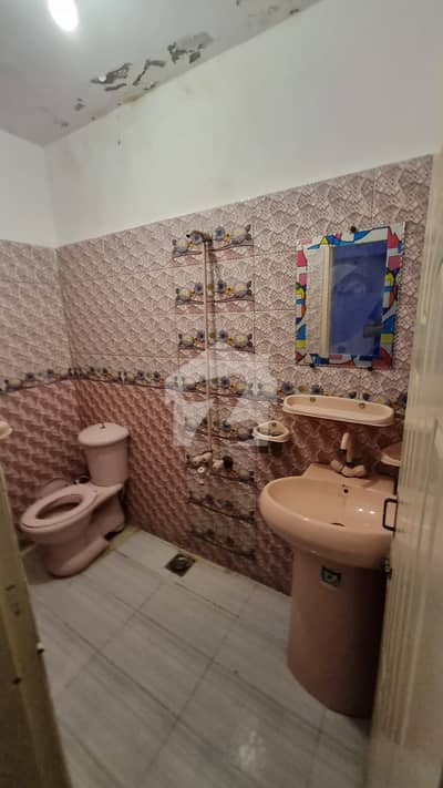G+1 HOUSE FOR SALE IN GULSHAN E IQBAL BLOCK 13/D2 G+1 HOUSE FOR SALE IN GULSHAN E IQBAL BLOCK 13/D2