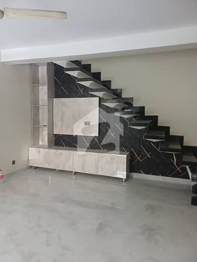 1 Bed Lavish Independent Flat For Rent