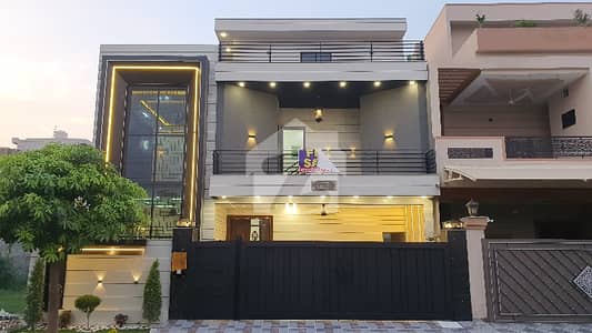 10 Marla Ultra Modern House, 50m Distance From Park & Commercial For Sale In Bismillah Housing Scheme, GT Road, Lahore