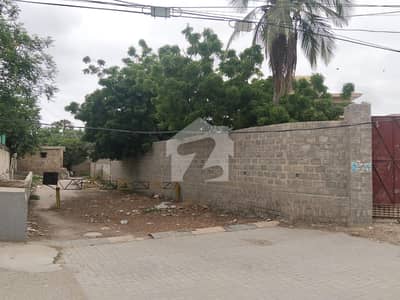 سندھی مسلم سوسائٹی - بلاک بی ایس ایم سی ایچ ایس ۔ سندھی مسلم سوسائٹی,جمشید ٹاؤن,کراچی میں 2 کنال رہائشی پلاٹ 18.0 کروڑ میں برائے فروخت۔