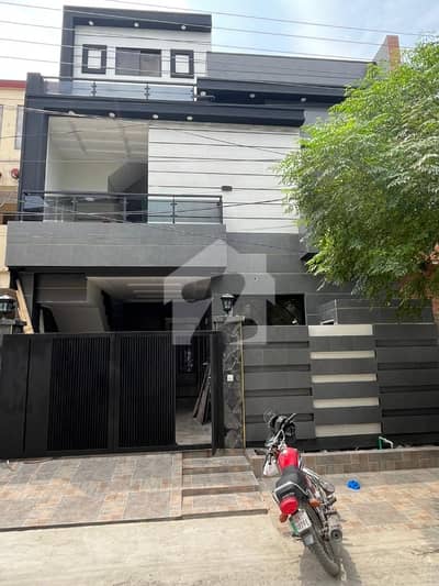 5 Marla Brand New Luxury Ultra Modern Style Direct Owner Super Hot Location All Original Picture attached For Sale in Sunfort Garden Architect Engineer Society Near Main Pine Avenue, Abdul Sattar Road