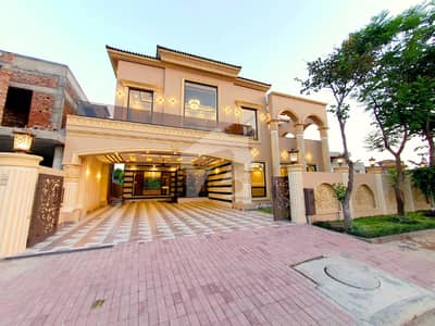 Park Face Designer House For Sale In Bahria Town Islamabad With Huge Lawn Park Face Designer House For Sale In Bahria Town Islamabad With Huge Lawn