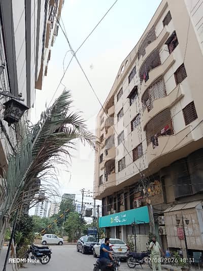 شہید ملت روڈ کراچی میں 3 کمروں کا 7 مرلہ فلیٹ 3.85 کروڑ میں برائے فروخت۔