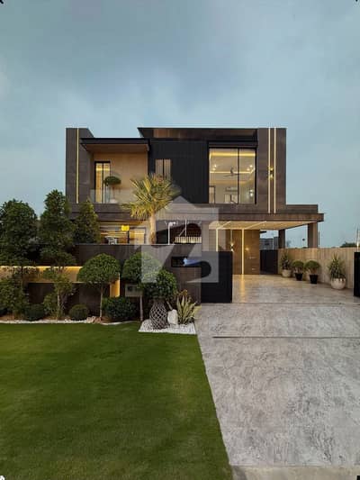 ANW REAL ESTATE PROUDLY OFFERS: 10 MARLA ELEGANT AND FULLY MAINTAINED SUPER HOT LOCATED BUNGALOW IS AVAILABLE IN THE BEST BLOCK OF DHA PHASE 6 LAHORE.