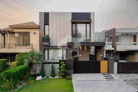ANW REAL ESTATE PROUDLY OFFERS: 10 MARLA ELEGANT AND FULLY MAINTAINED SUPER HOT LOCATED BUNGALOW IS AVAILABLE IN THE BEST BLOCK OF DHA PHASE 6 LAHORE.