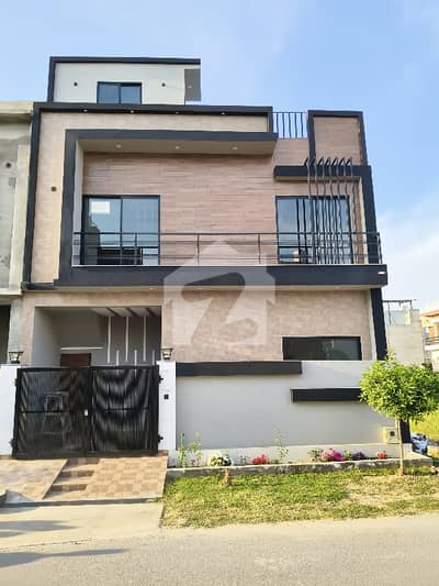 Beautiful New House For Sale Ali Block