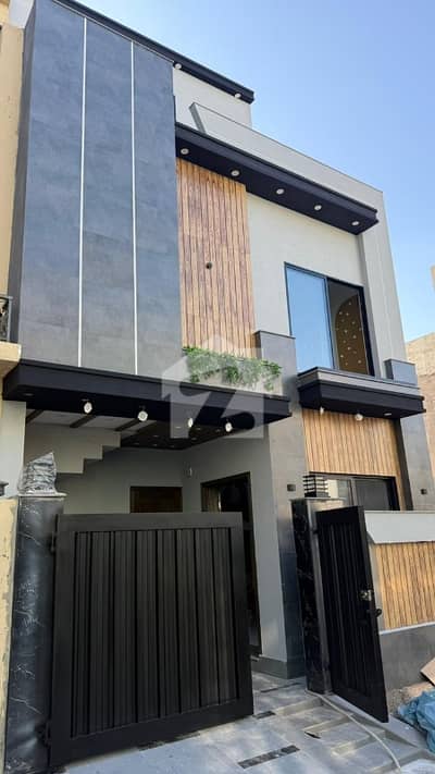 4 Bed Beautiful New House For Sale C Block
