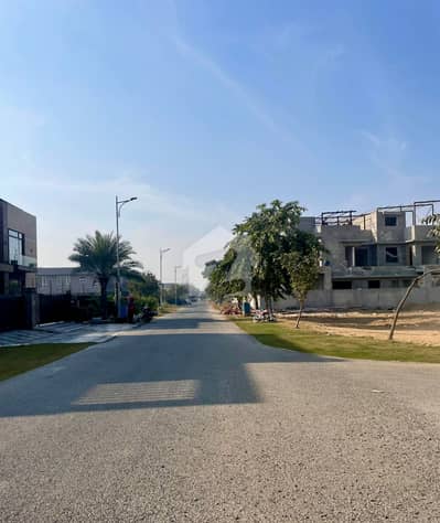 ڈی ایچ اے فیز 7 - بلاک یو ڈی ایچ اے فیز 7,ڈی ایچ اے ڈیفینس,لاہور میں 10 مرلہ رہائشی پلاٹ 2.9 کروڑ میں برائے فروخت۔ ڈی ایچ اے فیز 7 - بلاک یو ڈی ایچ اے فیز 7,ڈی ایچ اے ڈیفینس,لاہور میں 10 مرلہ رہائشی پلاٹ 2.9 کروڑ میں برائے فروخت۔