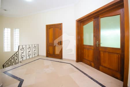 1 Kanal Upper Portion For Rent In EME