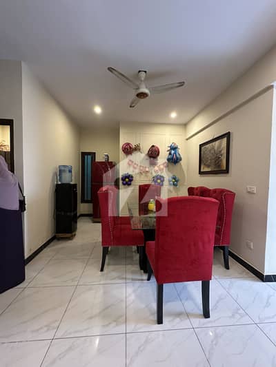 BRAND NEW 3BED LOUNGE 3RD FLOOR FOR SALE With Roof