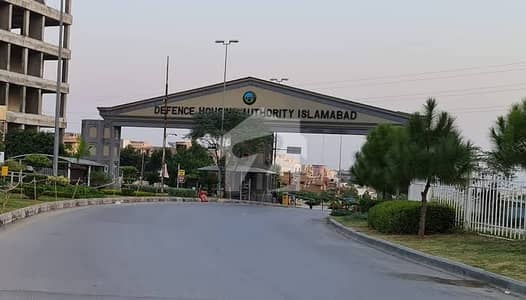 ڈی ایچ اے فیز 3 ۔ بلاک بی ڈی ایچ اے ڈیفینس فیز 3,ڈی ایچ اے ڈیفینس,اسلام آباد میں 2 کنال رہائشی پلاٹ 4.85 کروڑ میں برائے فروخت۔ ڈی ایچ اے فیز 3 ۔ بلاک بی ڈی ایچ اے ڈیفینس فیز 3,ڈی ایچ اے ڈیفینس,اسلام آباد میں 2 کنال رہائشی پلاٹ 4.85 کروڑ میں برائے فروخت۔