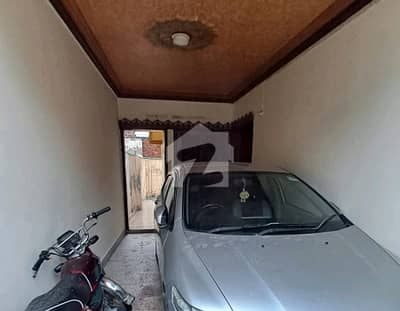 Single Storey 10 Marla House For sale In Allama Iqbal Town - Mehran Block Lahore Single Storey 10 Marla House For sale In Allama Iqbal Town - Mehran Block Lahore