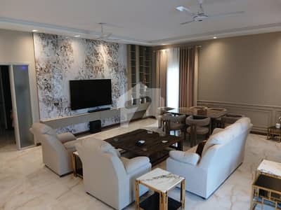 DEFENCE 500 YARDS BUNGALOW FOR RENT WITH SOLAR