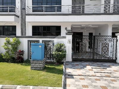 House Of 5 Marla Available In Green City - Block C
