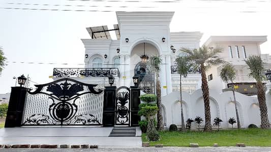 Fully Furnished 1 Kanal House Available In Central Park - Block A For sale