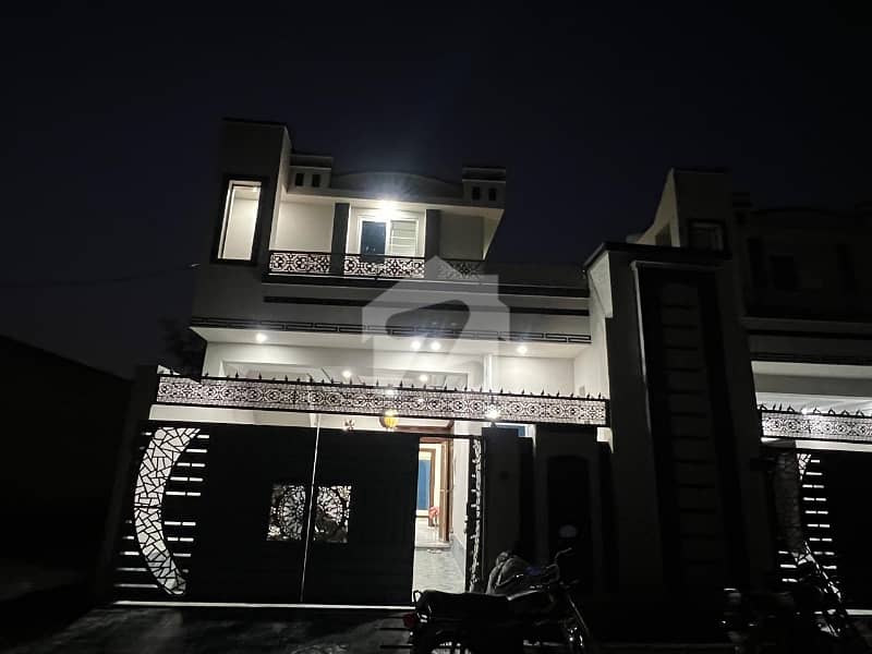 صنوبر سٹی اڈیالہ روڈ,راولپنڈی میں 2 کمروں کا 5 مرلہ مکان 1.1 کروڑ میں برائے فروخت۔ صنوبر سٹی اڈیالہ روڈ,راولپنڈی میں 2 کمروں کا 5 مرلہ مکان 1.1 کروڑ میں برائے فروخت۔