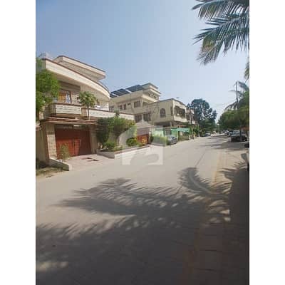West Open park facing Ideal Location And Reasonable Price