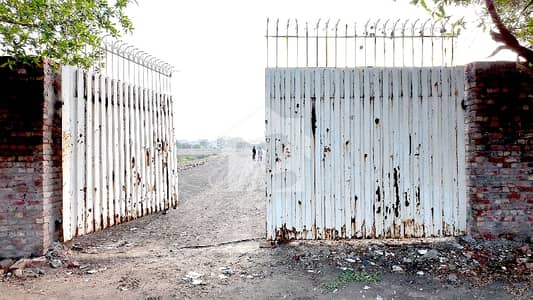 Change Your Address To Good Location Ferozepur Road, Ferozepur Road For A Reasonable Price
