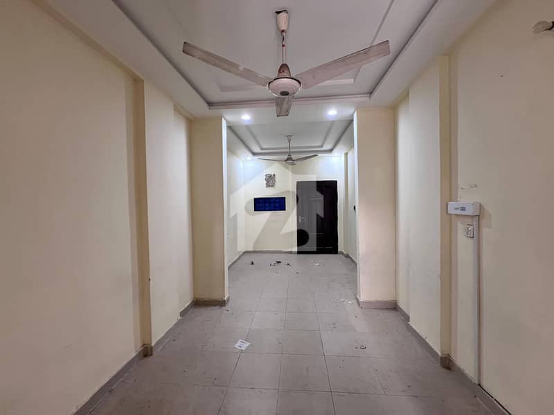 Studio Appartment Available For Rent Studio Appartment Available For Rent