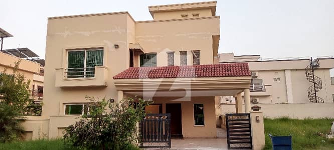 In Bahria Enclave - Sector A 10 Marla House For rent In Bahria Enclave - Sector A 10 Marla House For rent