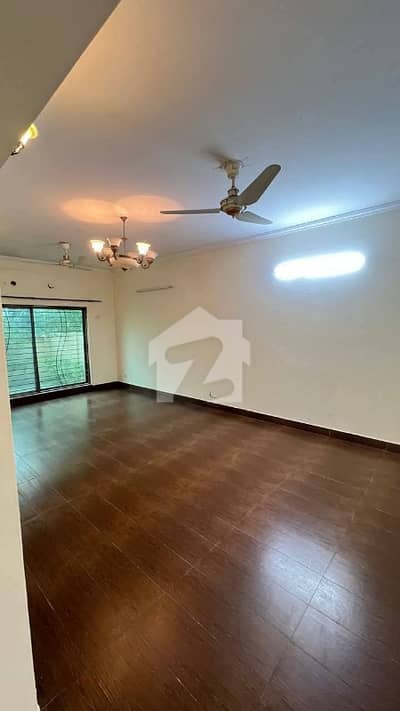 4 BED HOUSE AVAILABLE FOR RENT IN ASKARI 11 LAHORE CANTT 4 BED HOUSE AVAILABLE FOR RENT IN ASKARI 11 LAHORE CANTT