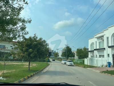 1 Kanal Possessionable Plot for Sale in Gulberg Residencia Block S | Solid Land | LOP Cleared | 2.15 Crore