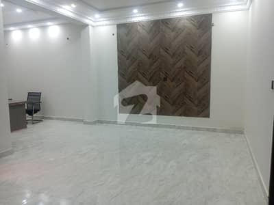 خدا بخش کالونی کینٹ,لاہور میں 3 کمروں کا 3 مرلہ مکان 1.3 کروڑ میں برائے فروخت۔