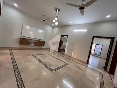 G-13 40x80 Upper Portion Available For Rent