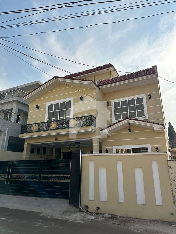 Get Your Hands On House In Bani Gala Best Area Get Your Hands On House In Bani Gala Best Area