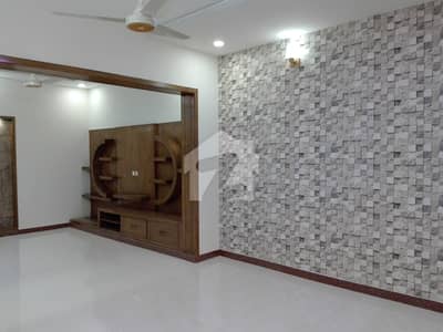 Highly-Desirable 1000 Square Yards House Available In F-7/2