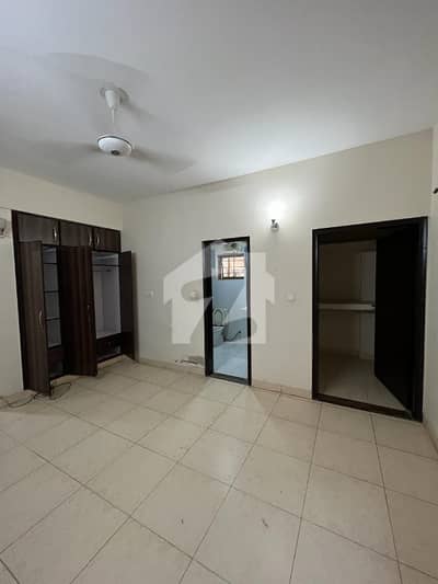 For Rent 3 Bed DD Flat Askari 5 G+7 Building West Open Ground Floor