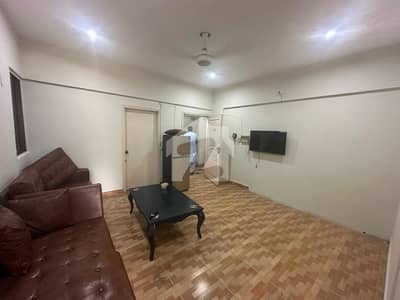 2bed room furnished available for rent in E11 2