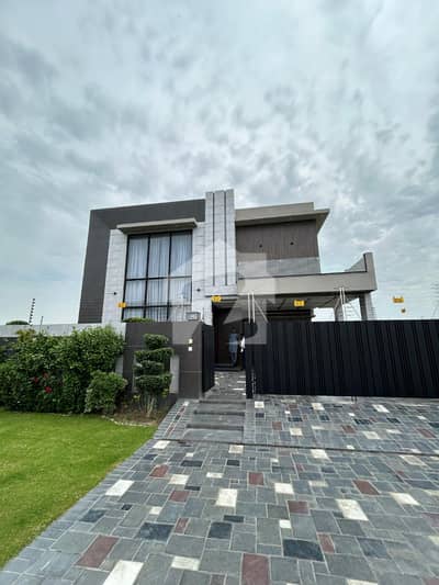 Your Perfect Dream Home Awaits Modern 1 Kanal Brand New House for Rent in DHA Phase 7 | Elegant Architecture | 5 Spacious Bedrooms | Peaceful Environment | Demand 375K (Negotiable)