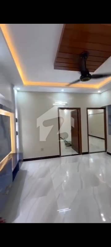 بخاری کمرشل ایریا ڈی ایچ اے فیز 6,ڈی ایچ اے ڈیفینس,کراچی میں 3 کمروں کا 4 مرلہ فلیٹ 2.75 کروڑ میں برائے فروخت۔ بخاری کمرشل ایریا ڈی ایچ اے فیز 6,ڈی ایچ اے ڈیفینس,کراچی میں 3 کمروں کا 4 مرلہ فلیٹ 2.75 کروڑ میں برائے فروخت۔